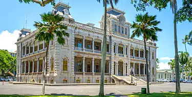 Admire Iolani Palace