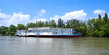 Jungle Queen Riverboat