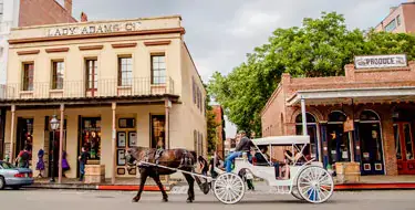 Shop And Dine At Old Sacramento Waterfront 